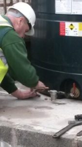 Oil tank replacement - fitting